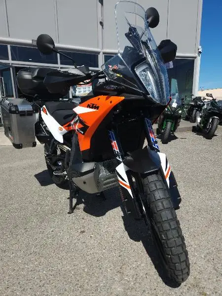 890 ADVENTURE