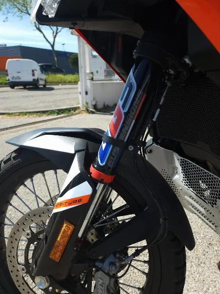 890 ADVENTURE