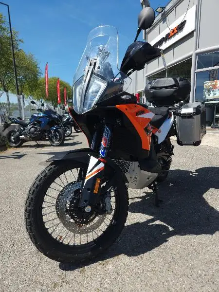 890 ADVENTURE