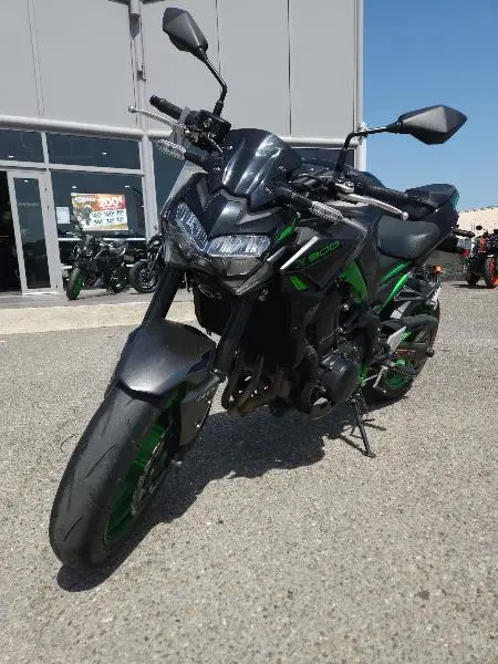 Z 900