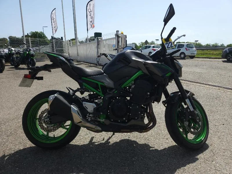 Z 900
