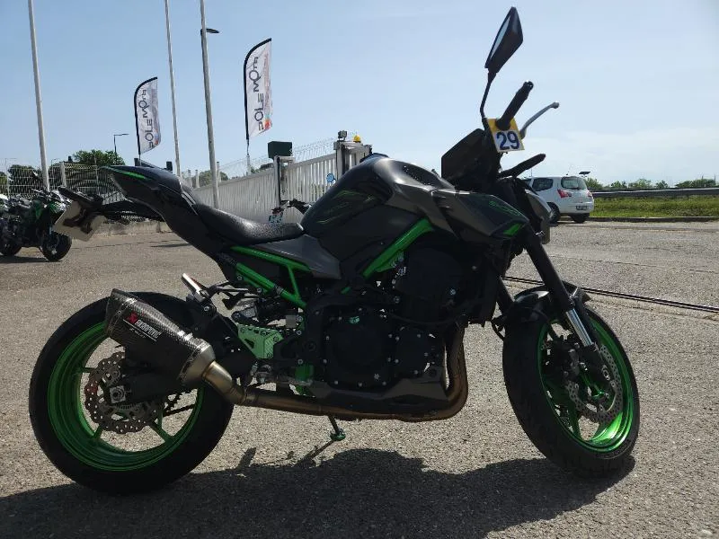 Z 900