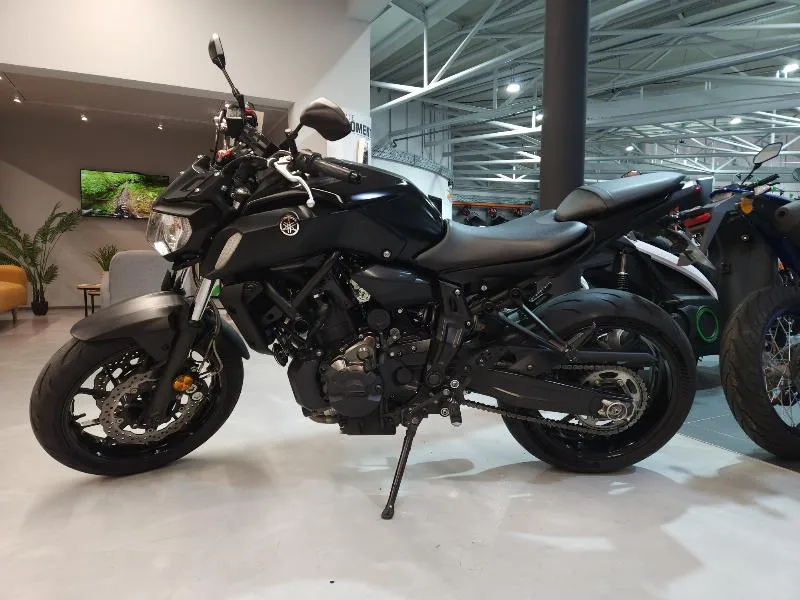 MT07 