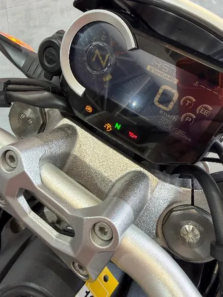 CB 1000 R
