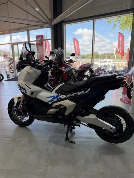 XADV
