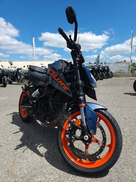 125 DUKE ABS