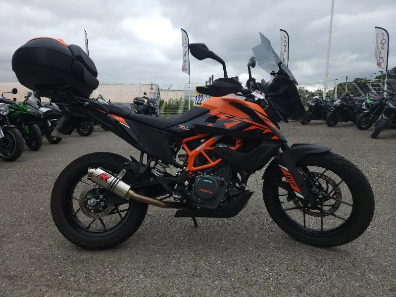 390 ADVENTURE