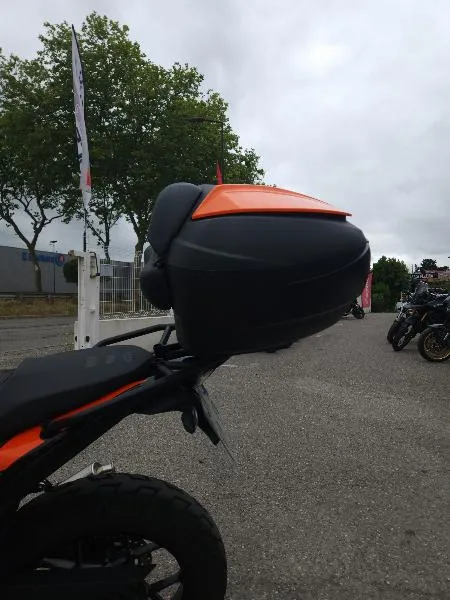 390 ADVENTURE