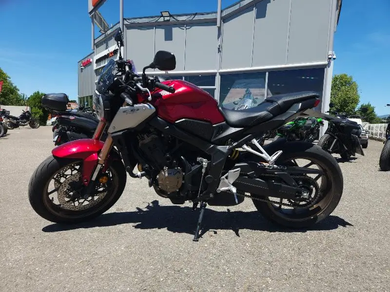 CB 650 R