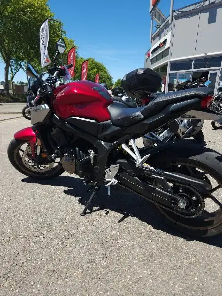 CB 650 R
