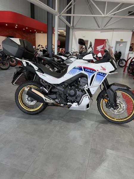 TRANSALP 750