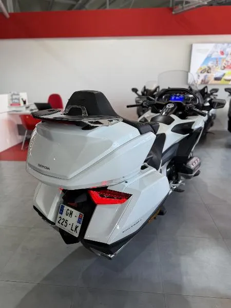 GL 1800 GOLDWING TOURING DCT