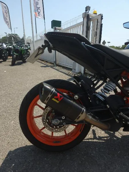 390 DUKE ABS