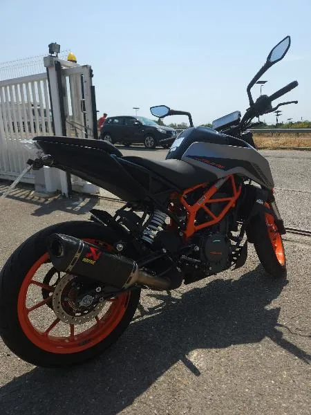 390 DUKE ABS
