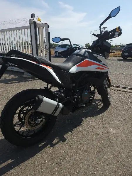390 ADVENTURE