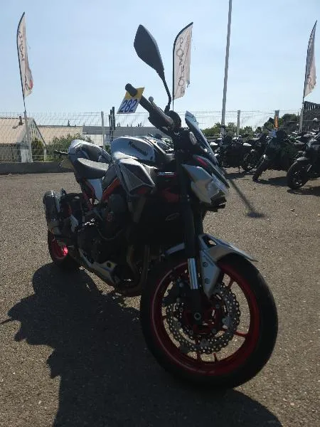 Z 900