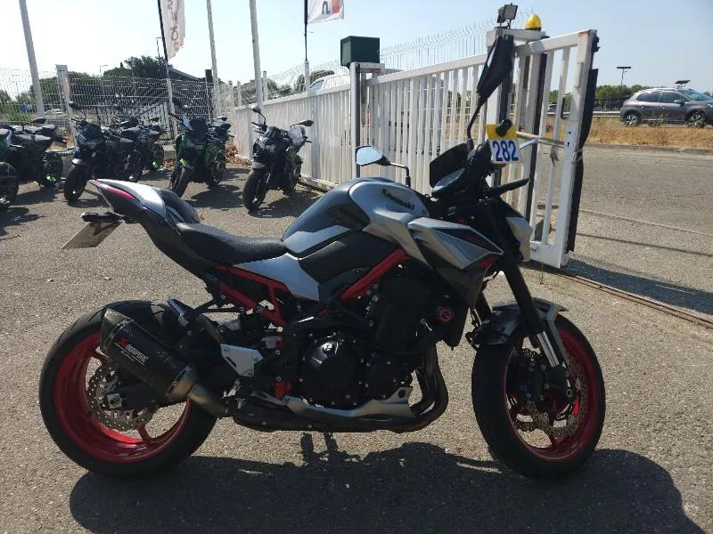 Z 900