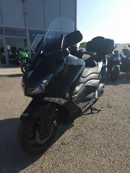 XP TMAX 530