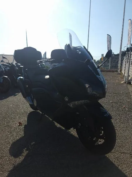 XP TMAX 530
