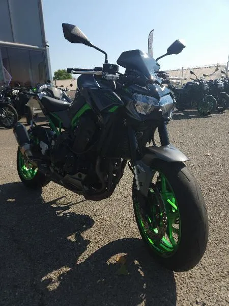 Z 900