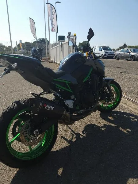 Z 900