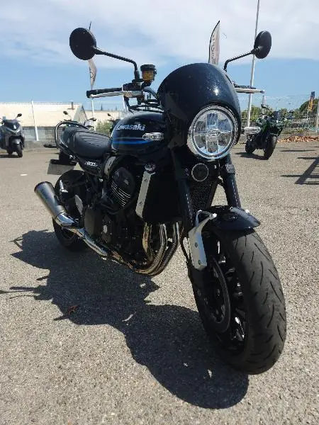 Z 900
