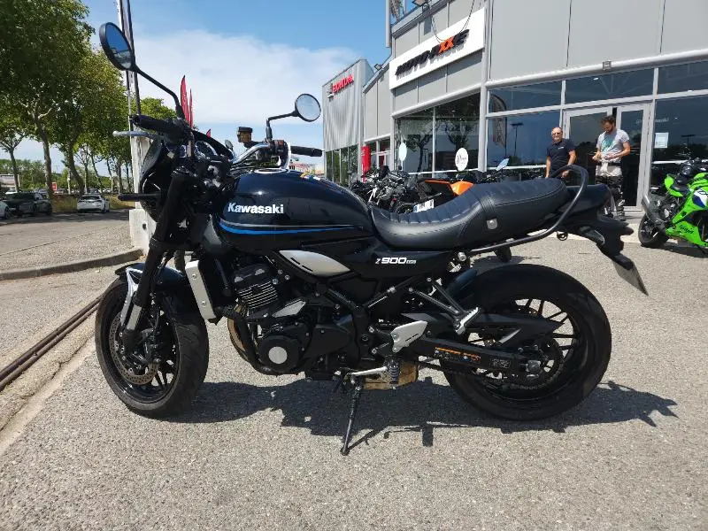Z 900