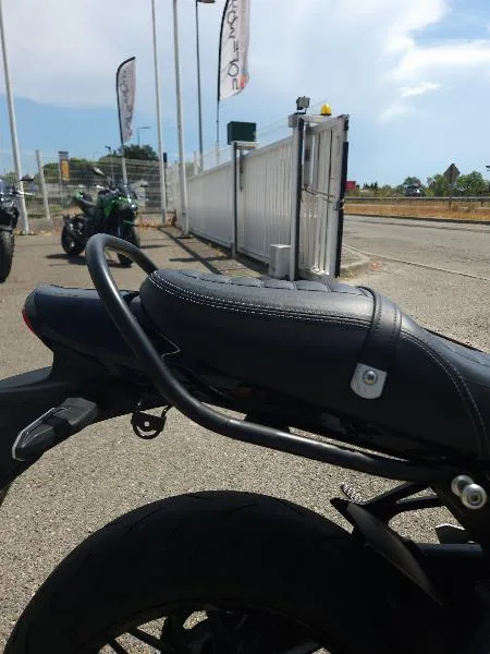 Z 900