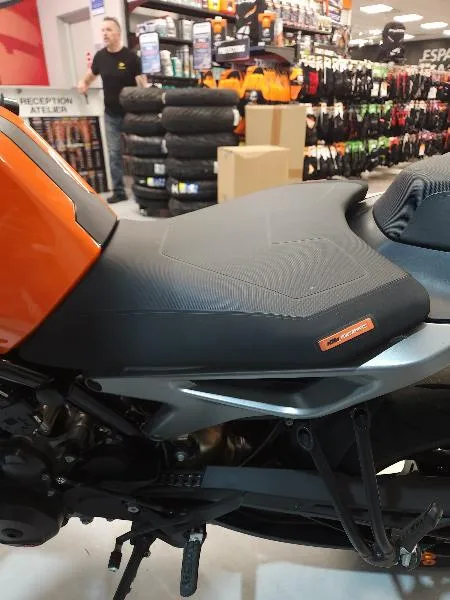790 DUKE L