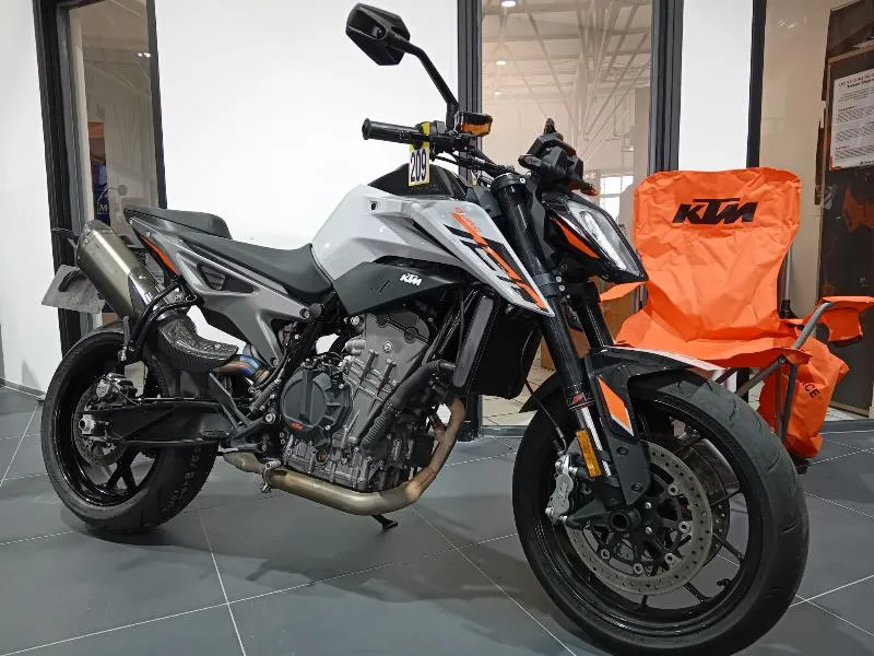 790 DUKE L