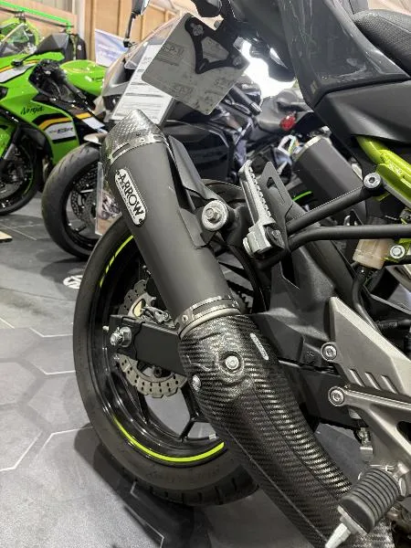 Z125