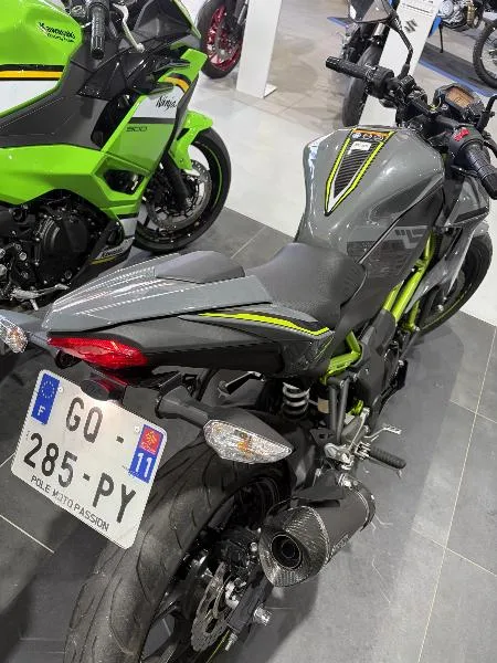 Z125