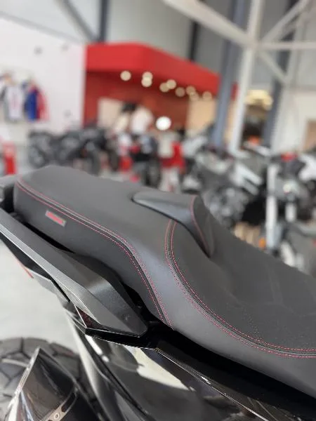 XADV 750 DCT
