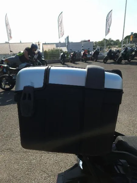 DL VSTROM 800DE