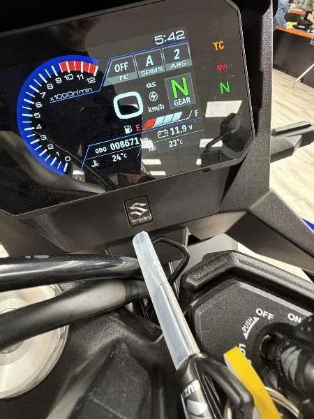 VSTROM 800SE