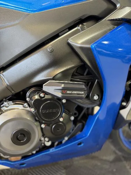 GSXS 1000 GT