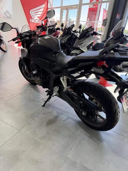 CB 650 R