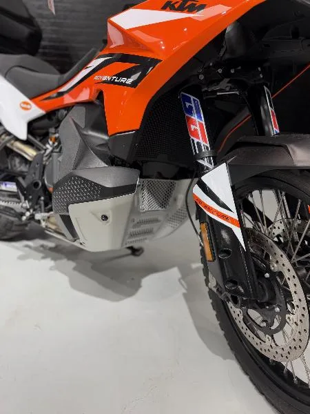 890 ADVENTURE