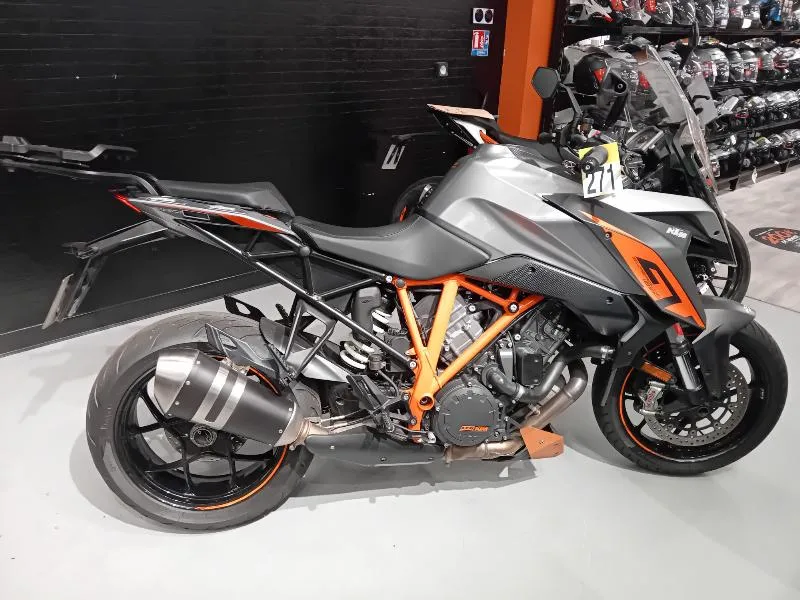 1290 SUPER DUKE GT