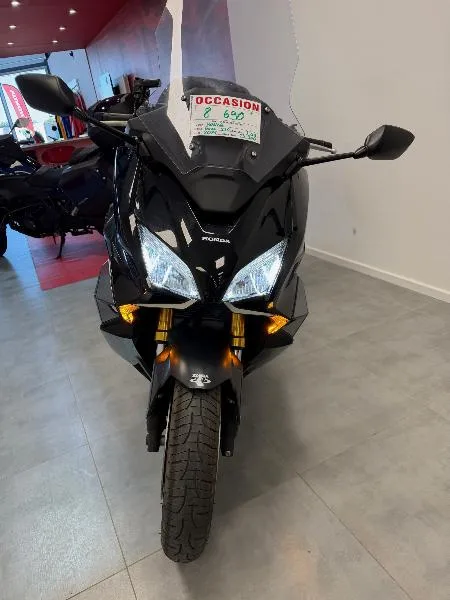 NSS FORZA 750