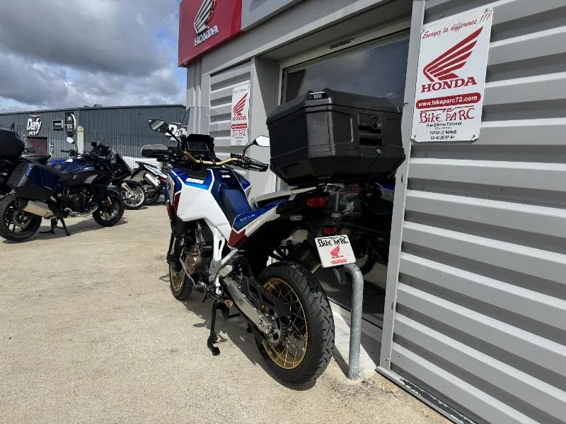 CRF 1100 L AFRICA TWIN  ADVENTURE SPORTS DCT