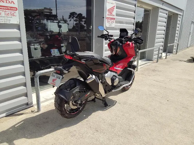 XADV 750 DCT