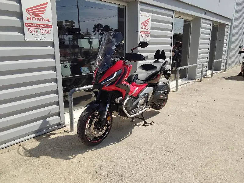 XADV 750 DCT