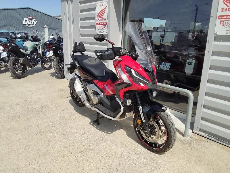 XADV 750 DCT