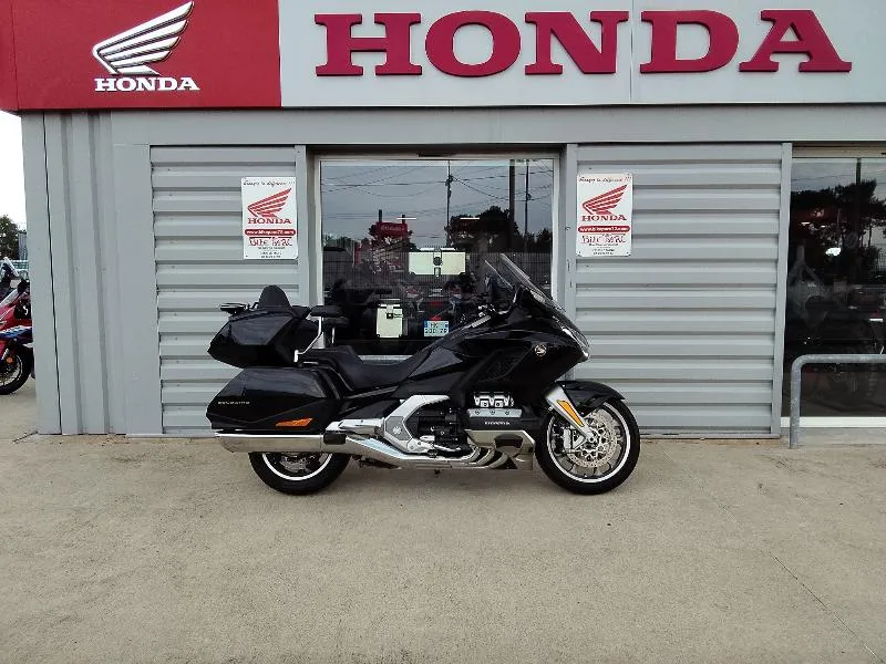 GL 1800 GOLDWING TOURING DCT