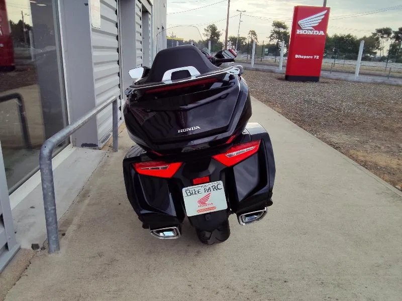 GL 1800 GOLDWING TOURING DCT