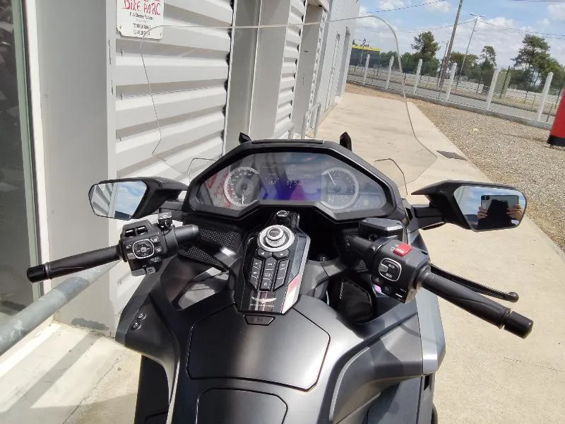 GL 1800 GOLDWING DCT