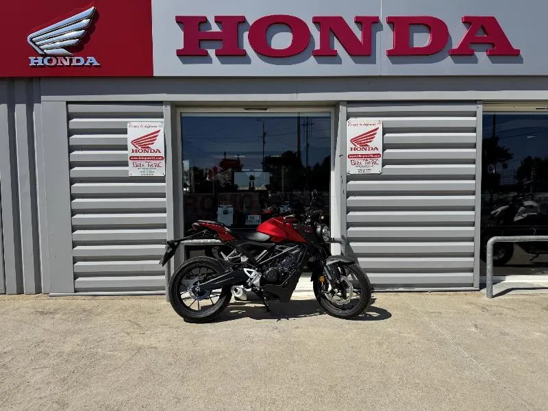 CB 125  R