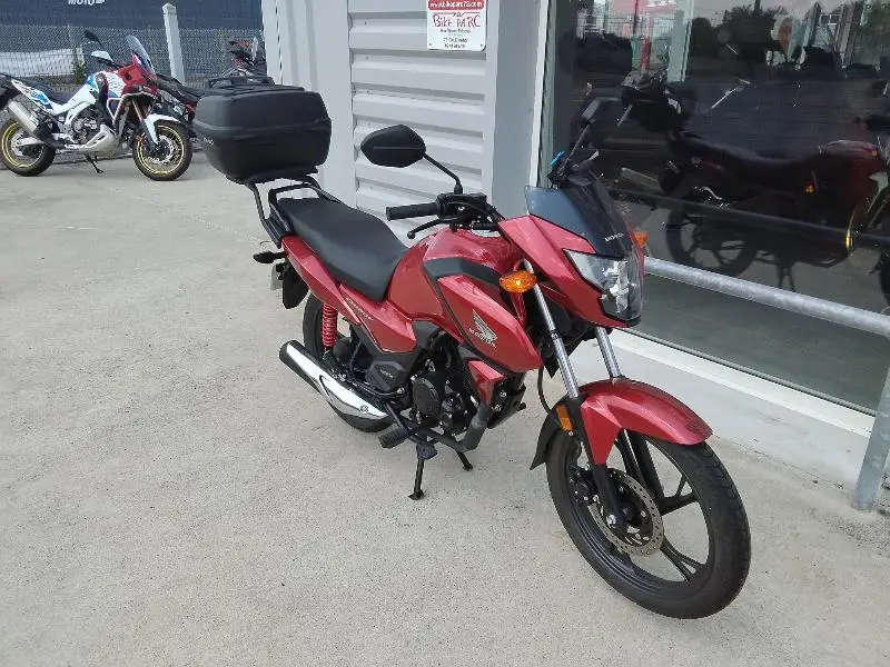 CB 125 F