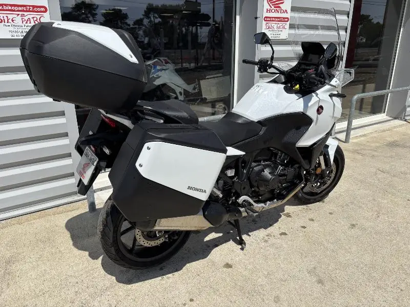 NT 1100 DCT
